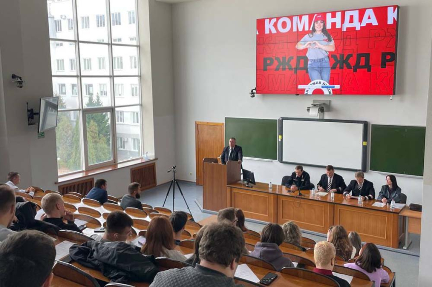 Студенты НИУ «БелГУ» встретились с потенциальными работодателями События НИУ «БелГУ» студенты ниу «белгу» встретились с потенциальными работодателями