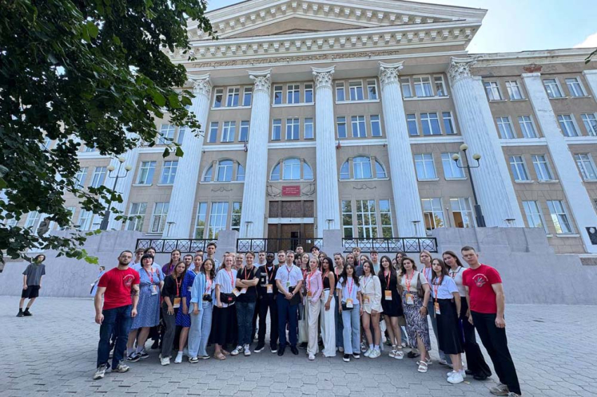 Представители НИУ «БелГУ» приняли участие в патриотическом форуме «Арсенал Победы» События НИУ «БелГУ» представители ниу «белгу» приняли участие в патриотическом форуме «арсенал победы»