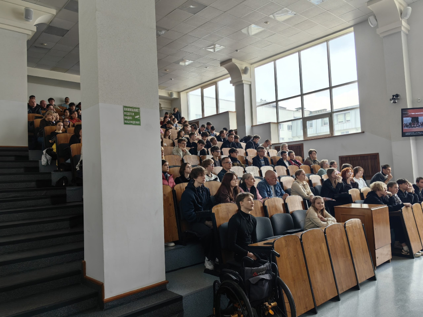 События НИУ «БелГУ» в институте инженерных и цифровых технологий ниу «белгу» прошёл день абитуриента