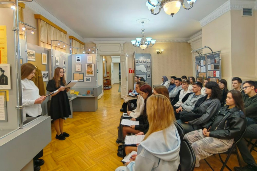 События НИУ «БелГУ» студенты-филологи ниу «белгу» провели экскурсию в литературном музее