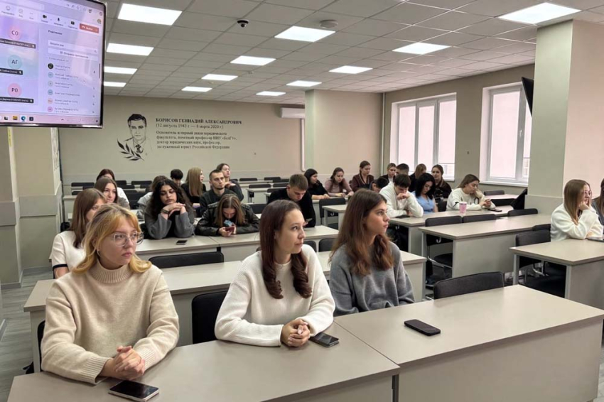 «Университетская среда» в общественно-гуманитарной профшколе: от погружения в право до деловых коммуникаций События НИУ «БелГУ» «университетская среда» в общественно-гуманитарной профшколе: от погружения в право до деловых коммуникаций
